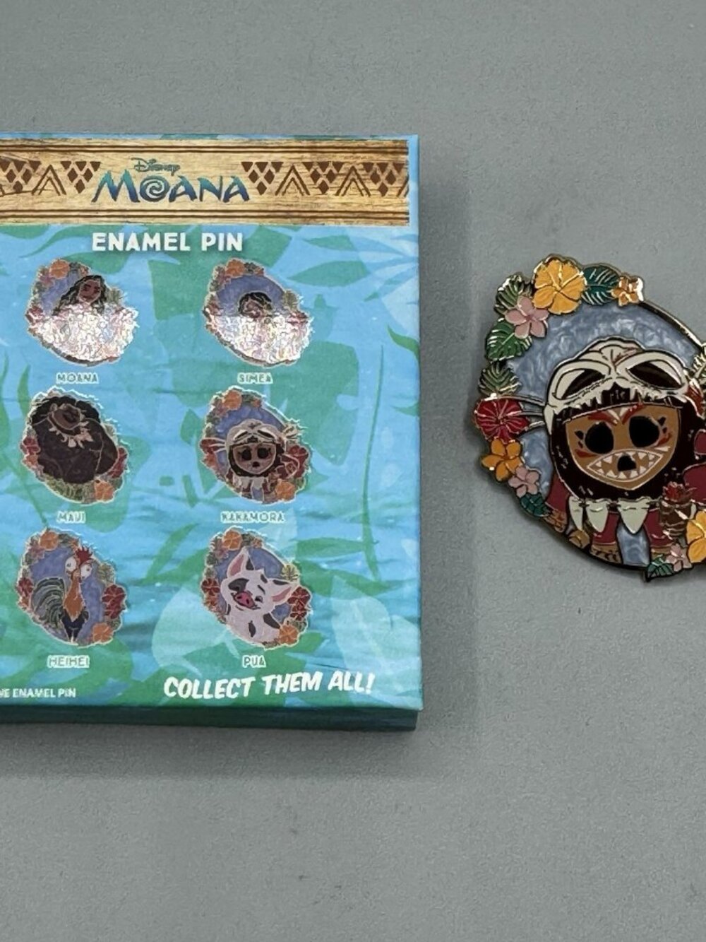 Disney Moana Floral Blind Enamel Pin New Open Box KAKAMORA Coconut